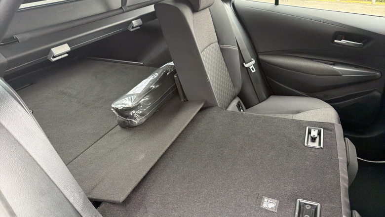 Toyota Corolla 1.8 Hybrid Icon 5dr CVT Hybrid Estate